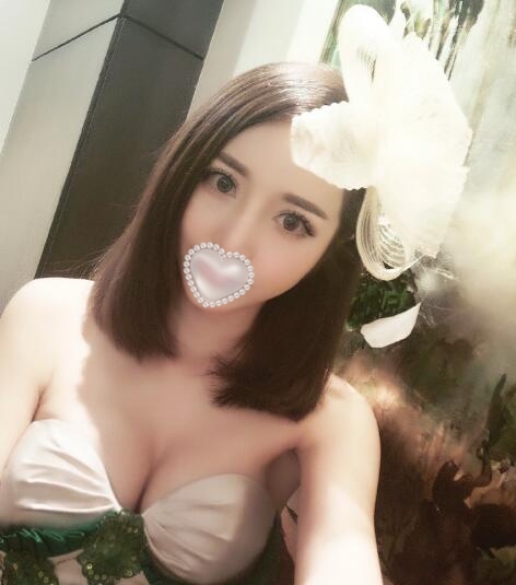 濟(jì)南鵬愛(ài)整形周鵬武醫(yī)生隆胸案例