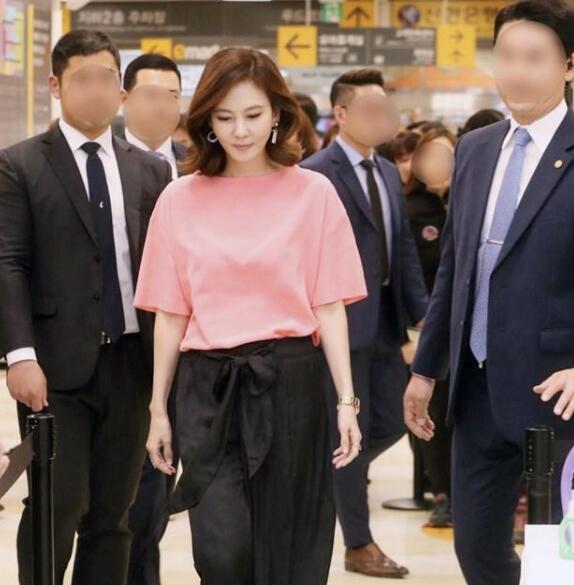 金南珠不光整容美商高，衣品也很好