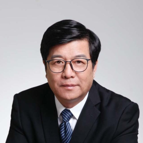 馮立哲醫(yī)生從哪年開始做拉皮的？二十多年的“時光雕刻師”